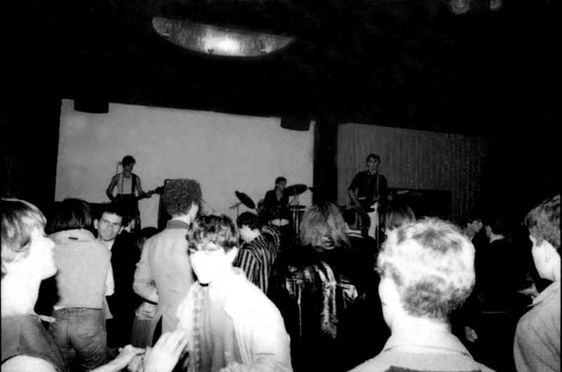 Les Civils en concert au Studio 80